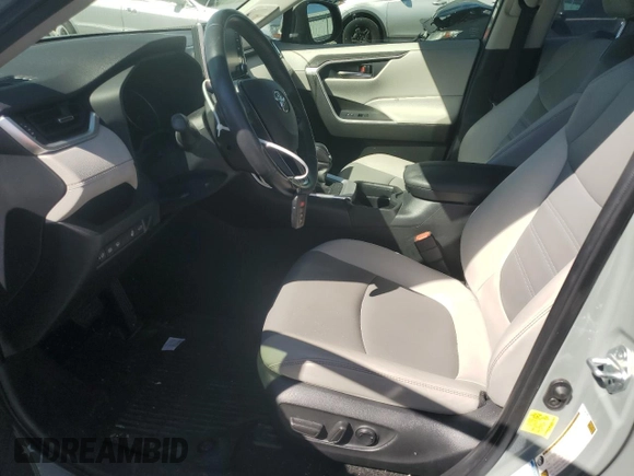 2021 Toyota RAV4 XLE Premium with VIN JTMA1RFV4MD070219, listed as a Copart auction lot 69473604 with 39,914 mi miles and Salvage title. Bid and sale history available at DreamBid. Image 7.