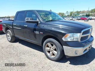 2016 Ram 1500 Big Horn z VIN 3C6RR7LT2GG154640, wystawiony jako IAAI lot #42165491 z przebiegiem 157 866 mil mil oraz . Historia ofert i sprzedaży dostępna na DreamBid. Obrazek 1.