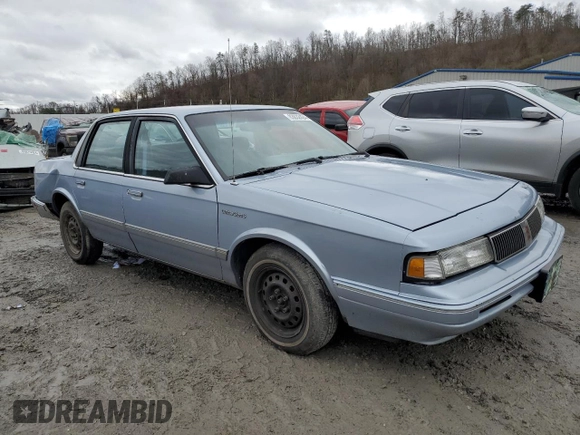 1994 Oldsmobile Cutlass Ciera S z VIN 1G3AG55M1R6362731, wystawiony jako Copart lot #83832424 z przebiegiem 145 973 mil mil oraz Szkoda całkowita • Salvage title. Historia ofert i sprzedaży dostępna na DreamBid. Obrazek 4.