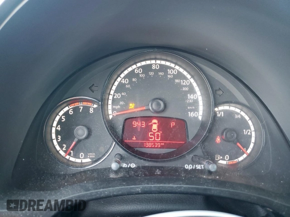 2015 Volkswagen Beetle Fleet Edition z VIN 3VWF17AT5FM640071, wystawiony jako Copart lot #56054715 z przebiegiem 138 539 mil mil oraz Szkoda całkowita • Salvage title. Historia ofert i sprzedaży dostępna na DreamBid. Obrazek 9.