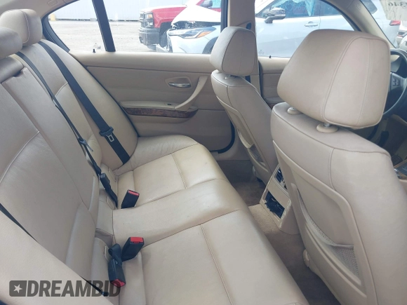 2008 BMW 3 Series 328xi with VIN WBAVC73578KP38226, listed as a IAAI auction lot 42517346 with 170,665 mi miles and . Bid and sale history available at DreamBid. Image 8.
