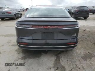 2023 Lucid Air Touring z VIN 50EA1TEA9PA005136, wystawiony jako Copart lot #82828153 z przebiegiem Nie podano mil oraz Nie do naprawy. Historia ofert i sprzedaży dostępna na DreamBid. Obrazek 6.