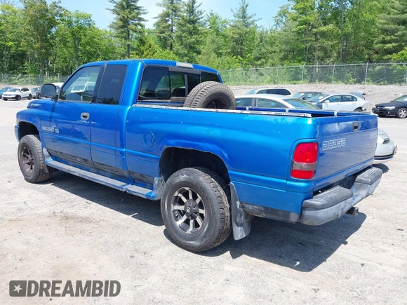 2001 Dodge 1500 z VIN 1B7HF13Z11J192882, wystawiony jako IAAI lot #42409851 z przebiegiem 114 905 mil mil oraz . Historia ofert i sprzedaży dostępna na DreamBid. Obrazek 3.