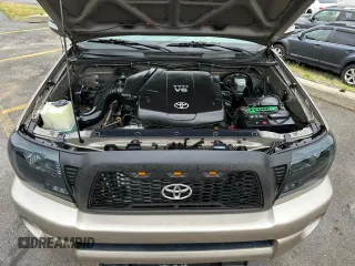 2005 Toyota Tacoma with VIN 5TEMU52N65Z129119, listed as a Copart auction lot 61149515 with 203,508 mi miles and Clean title. Bid and sale history available at DreamBid. Image 5.