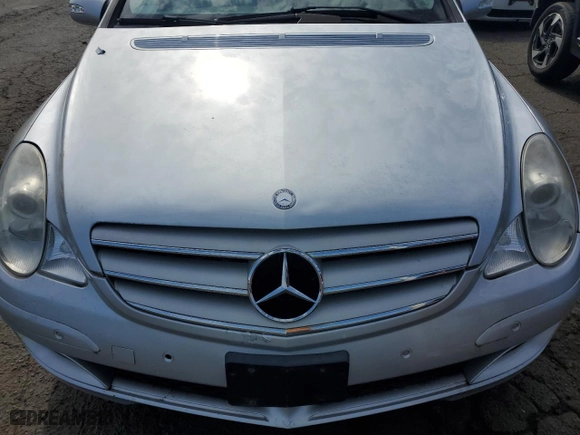 2007 Mercedes-Benz R-Class 3.5L with VIN 4JGCB65E07A052324, listed as a Copart auction lot 75043424 with 0 mi miles and Clean Title. Bid and sale history available at carsss.com. Image 11.
