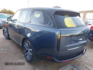 2025 Land Rover Range Rover with VIN SALKP9F40SA262268, listed as a IAAI auction lot 41363543 with 63 mi miles and . Bid and sale history available at DreamBid. Image 3.