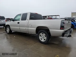 2006 Chevrolet Silverado 1500 LT1 with VIN 1GCEC19ZX6Z201543, listed as a Copart auction lot 44906515 with 130,170 mi miles and Salvage Title. Bid and sale history available at carsss.com. Image 2.