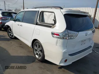 2014 Toyota Sienna SE with VIN 5TDXK3DC2ES472249, listed as a IAAI auction lot 41402101 with Not Provided miles and . Bid and sale history available at DreamBid. Image 3.