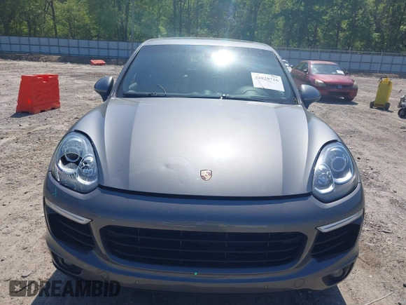 2018 Porsche Cayenne S z VIN WP1AB2A21JLA60264, wystawiony jako IAAI lot #42028716 z przebiegiem 66 479 mil mil oraz . Historia ofert i sprzedaży dostępna na DreamBid. Obrazek 12.