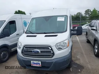 2016 Ford Transit с VIN 1FTYE2CM4GKA53880, выставлен на аукционе IAAI как лот 39149763 с пробегом 171 093 миль миль и . История ставок и продаж доступна на DreamBid. Изображение 12.