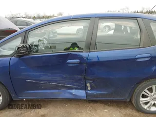 2011 Honda Fit Sport with VIN JHMGE8H53BC001190, listed as a IAAI auction lot 41871571 with 144,789 mi miles and . Bid and sale history available at DreamBid. Image 6.