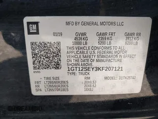 2019 GMC Sierra 2500HD Denali with VIN 1GT12SEY3KF207121, listed as a IAAI auction lot 38782753 with 87,337 mi miles. Bid and sale history available at carsss.com. Image 9.