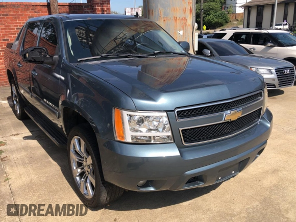 2008 Chevrolet Avalanche LTZ with VIN 3GNFK12368G179855, listed as a Copart auction lot 74753294 with 236,884 mi miles and Clean Title. Bid and sale history available at carsss.com. Image 1.