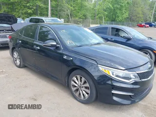 2018 Kia Optima LX with VIN 5XXGT4L32JG253713, listed as a IAAI auction lot 42172918 with 145,338 mi miles. Bid and sale history available at carsss.com. Image 1.