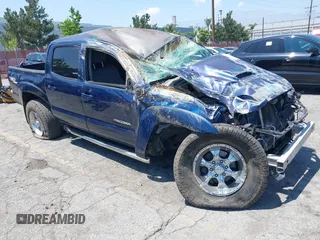 2007 Toyota Tacoma PreRunner z VIN 5TEJU62N47Z373878, wystawiony jako IAAI lot #42213037 z przebiegiem Nie podano mil oraz . Historia ofert i sprzedaży dostępna na DreamBid. Obrazek 1.