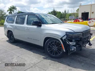 2024 Jeep Grand Wagoneer Series II с VIN 1C4SJSFP6RS132641, выставлен на аукционе IAAI как лот 42210699 с пробегом 9 904 миль миль и . История ставок и продаж доступна на DreamBid. Изображение 1.