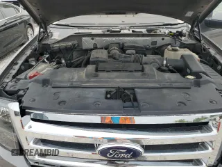 2013 Ford Expedition Limited z VIN 1FMJU1K5XDEF69045, wystawiony jako Copart lot #59272635 z przebiegiem 145 589 mil mil oraz Czysty tytuł • Clean title. Historia ofert i sprzedaży dostępna na DreamBid. Obrazek 12.