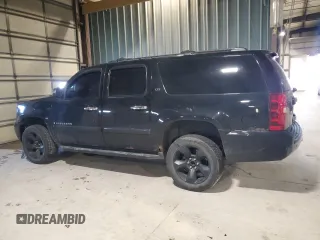 2008 Chevrolet Suburban LTZ with VIN 3GNFK16378G208290, listed as a Copart auction lot 60696725 with 203,426 mi miles and Salvage title. Bid and sale history available at DreamBid. Image 2.