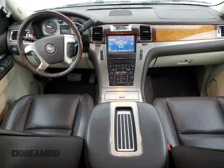 2014 Cadillac Escalade Platinum z VIN 1GYS4DEF6ER244833, wystawiony jako Copart lot #86022604 z przebiegiem 79 038 mil mil oraz Szkody całkowita. Historia ofert i sprzedaży dostępna na DreamBid. Obrazek 8.