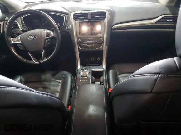 2020 Ford Fusion SEL z VIN 3FA6P0CD3LR117683, wystawiony jako Copart lot #52699725 z przebiegiem 115 248 mil mil oraz Szkoda całkowita • Salvage title. Historia ofert i sprzedaży dostępna na DreamBid. Obrazek 8.