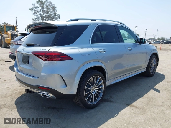 2024 Mercedes-Benz GLE 450 with VIN 4JGFB5KB2RB020084, listed as a IAAI auction lot 42597712 with 24,222 mi miles and . Bid and sale history available at DreamBid. Image 4.