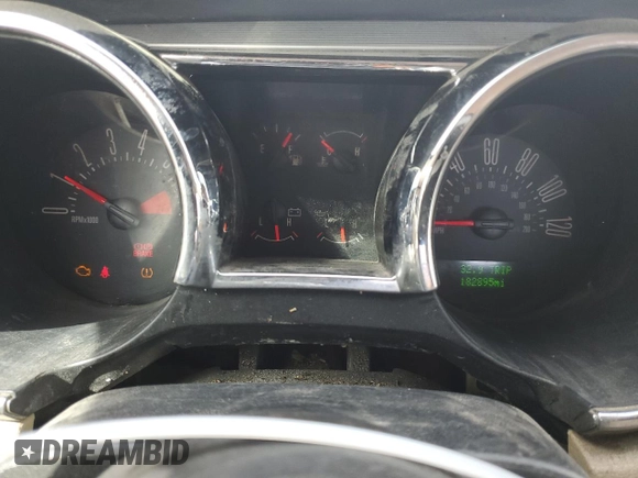 2007 Ford Mustang Deluxe z VIN 1ZVFT80N475227021, wystawiony jako Copart lot #48391145 z przebiegiem 182 895 mil mil oraz Szkoda całkowita • Salvage title. Historia ofert i sprzedaży dostępna na DreamBid. Obrazek 9.