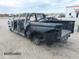 2021 Chevrolet Silverado 1500 RST with VIN 3GCPWDED5MG330038, listed as a IAAI auction lot 41335083 with Not Provided miles. Bid and sale history available at carsss.com. Image 3.