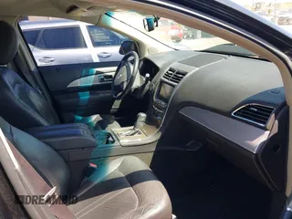 2013 Lincoln MKX with VIN 2LMDJ6JKXDBL04359, listed as a IAAI auction lot 41974216 with 160,904 mi miles. Bid and sale history available at carsss.com. Image 5.
