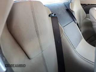 2009 Aston Martin DB9 z VIN SCFAD02E79GB10991, wystawiony jako Copart lot #75089204 z przebiegiem Nie podano mil oraz Szkody całkowita. Historia ofert i sprzedaży dostępna na DreamBid. Obrazek 10.
