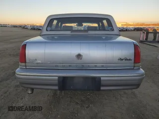 1993 Chrysler New Yorker z VIN 1C3XV66R3PD198654, wystawiony jako Copart lot #78900554 z przebiegiem 187 872 mil mil oraz Szkody całkowita. Historia ofert i sprzedaży dostępna na DreamBid. Obrazek 6.