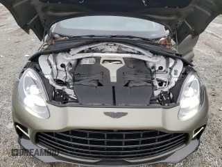 2023 Aston Martin DBX 707 z VIN SD7VUJBW5PTV06160, wystawiony jako Copart lot #76512973 z przebiegiem Nie podano mil oraz . Historia ofert i sprzedaży dostępna na DreamBid. Obrazek 13.