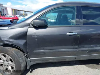 2016 Chevrolet Traverse LS with VIN 1GNKRFKD8GJ337545, listed as a IAAI auction lot 41795251 with 60,780 mi miles. Bid and sale history available at carsss.com. Image 14.