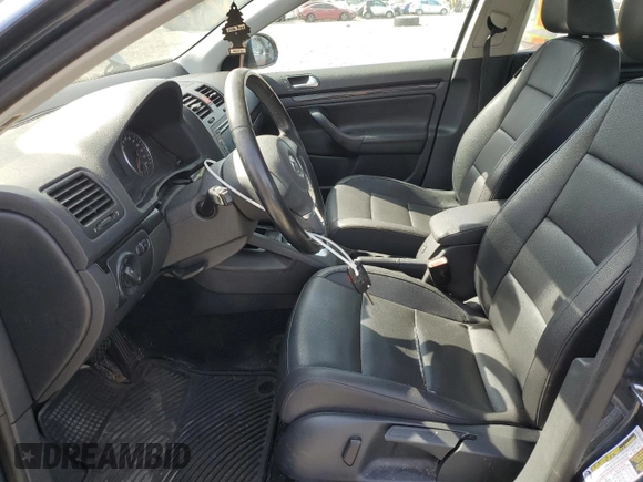 2010 Volkswagen Jetta Limited Edition с VIN 3VWRZ7AJ0AM066279, выставлен на аукционе Copart как лот 59635305 с пробегом 115 727 миль миль и Списание • Salvage title. История ставок и продаж доступна на DreamBid. Изображение 7.
