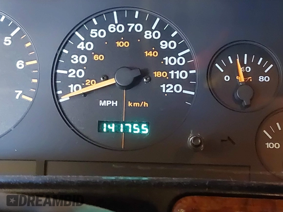 1996 Jeep Grand Cherokee Laredo with VIN 1J4GZ58S9TC293787, listed as a IAAI auction lot 41179368 with 141,755 mi miles. Bid and sale history available at carsss.com. Image 16.