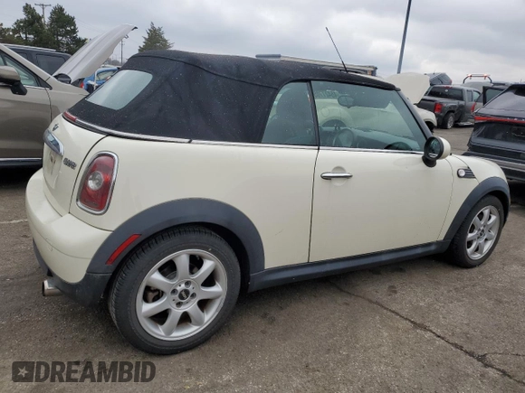 2010 MINI Convertible with VIN WMWMR3C56ATZ19689, listed as a Copart auction lot 45427705 with 134,319 mi miles and Clean Title. Bid and sale history available at DreamBid. Image 3.