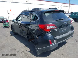 2015 Subaru Outback 2.5i Limited with VIN 4S4BSAJC1F3271511, listed as a IAAI auction lot 42087304 with 167,215 mi miles. Bid and sale history available at carsss.com. Image 3.