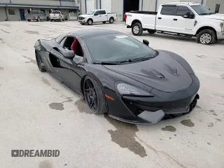 2019 McLaren 570S z VIN SBM13FAA1KW006404, wystawiony jako Copart lot #78088414 z przebiegiem 17 852 mil mil oraz Szkody całkowita. Historia ofert i sprzedaży dostępna na DreamBid. Obrazek 11.
