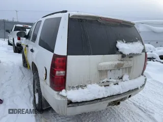 2013 Chevrolet Tahoe LS z VIN 1GNSKAE02DR334461, wystawiony jako Copart lot #45102975 z przebiegiem 240 930 mil mil oraz Szkoda całkowita • Salvage title. Historia ofert i sprzedaży dostępna na DreamBid. Obrazek 2.