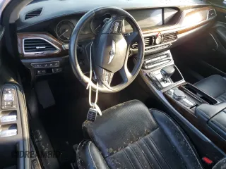 2018 Genesis G90 5.0L Ultimate with VIN KMHG54JH3JU043703, listed as a Copart auction lot 77503744 with 0 mi miles and Salvage Title. Bid and sale history available at carsss.com. Image 8.