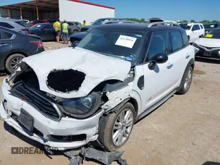 2018 MINI Countryman Cooper with VIN WMZYV5C37J3E03421, listed as a IAAI auction lot 42238016 with 93,810 mi miles and . Bid and sale history available at DreamBid. Image 17.