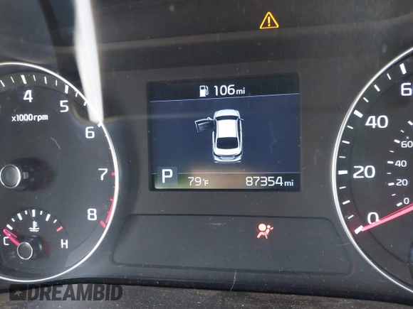 2021 Kia Forte FE z VIN 3KPF24AD5ME335331, wystawiony jako IAAI lot #41926109 z przebiegiem 87 354 mil mil oraz . Historia ofert i sprzedaży dostępna na DreamBid. Obrazek 16.
