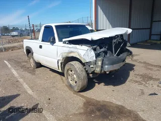 2004 Chevrolet Silverado 1500 Work Truck with VIN 1GCEC14X34Z337581, listed as a IAAI auction lot 41621103 with 299,264 mi miles. Bid and sale history available at carsss.com. Image 1.
