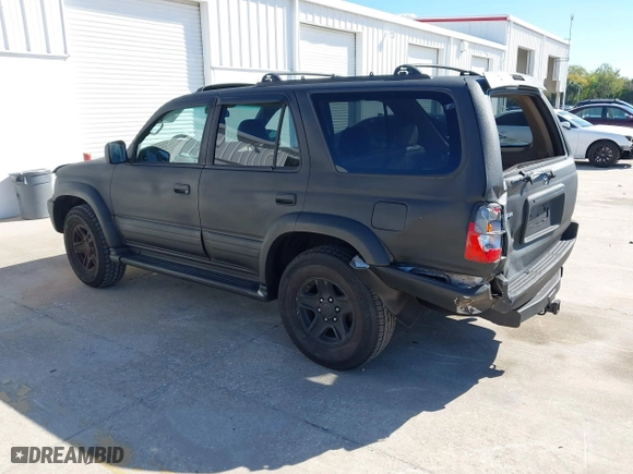 2000 Toyota 4Runner Limited with VIN JT3HN87RXY9037527, listed as a IAAI auction lot 41776991 with 297,158 mi miles. Bid and sale history available at carsss.com. Image 3.