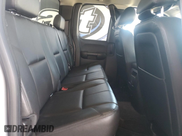 2013 GMC Sierra 1500 SLE z VIN 1GTR1VE01DZ263612, wystawiony jako Copart lot #58094935 z przebiegiem 342 269 mil mil oraz Szkoda całkowita • Salvage title. Historia ofert i sprzedaży dostępna na DreamBid. Obrazek 10.