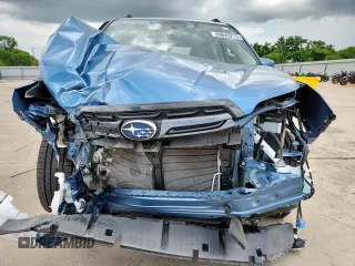 2023 Subaru Forester Limited with VIN JF2SKAPC1PH460144, listed as a Copart auction lot 63849215 with 30,312 mi miles and Salvage title. Bid and sale history available at DreamBid. Image 5.