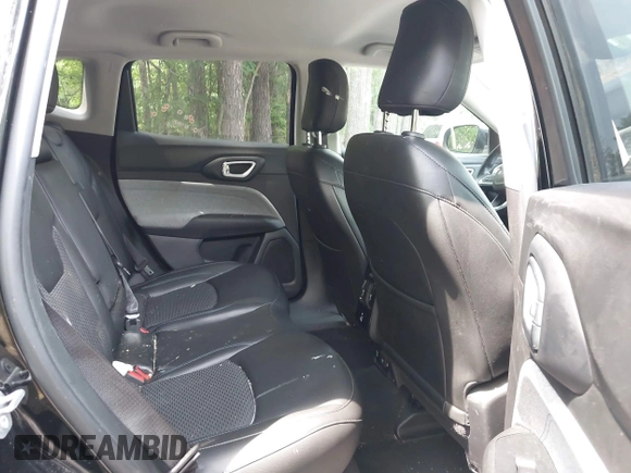 2022 Jeep Compass Latitude with VIN 3C4NJCBB5NT140011, listed as a IAAI auction lot 42487785 with 52,374 mi miles and . Bid and sale history available at DreamBid. Image 8.