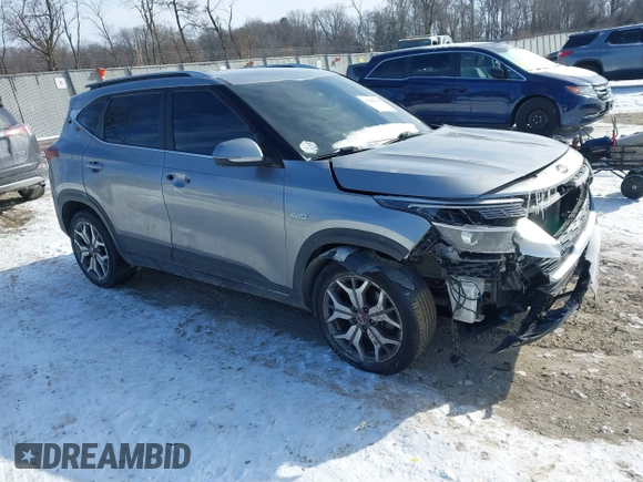 2021 Kia Seltos S with VIN KNDEUCA22M7122562, listed as a IAAI auction lot 41405013 with 91,032 mi miles. Bid and sale history available at carsss.com. Image 1.