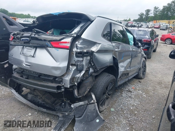 2020 Ford Edge SEL with VIN 2FMPK3J94LBB42230, listed as a IAAI auction lot 42301179 with Not provided miles and . Bid and sale history available at DreamBid. Image 4.