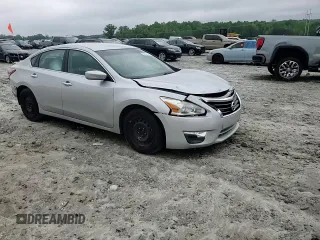 2015 Nissan Altima 2.5 z VIN 1N4AL3AP4FC438526, wystawiony jako Copart lot #54361345 z przebiegiem 135 577 mil mil oraz Szkoda całkowita • Salvage title. Historia ofert i sprzedaży dostępna na DreamBid. Obrazek 14.