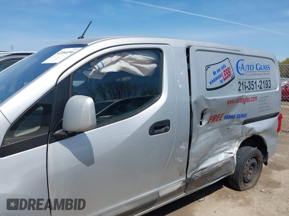 2015 Nissan NV200 SV with VIN 3N6CM0KN1FK716429, listed as a IAAI auction lot 42084050 with 154,913 mi miles and . Bid and sale history available at carsss.com. Image 14.